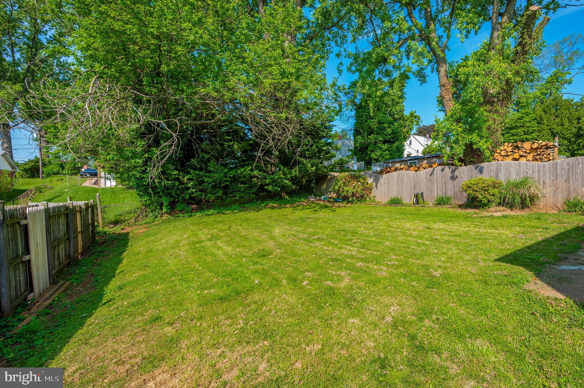 CATONSVILLE GARDENS - Residential