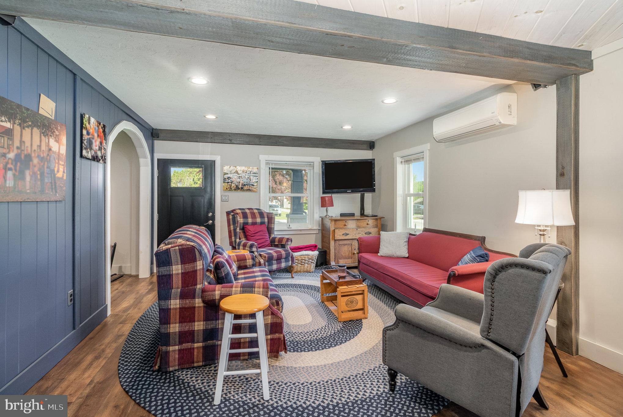 EAST BERLIN BOROUGH - Residential