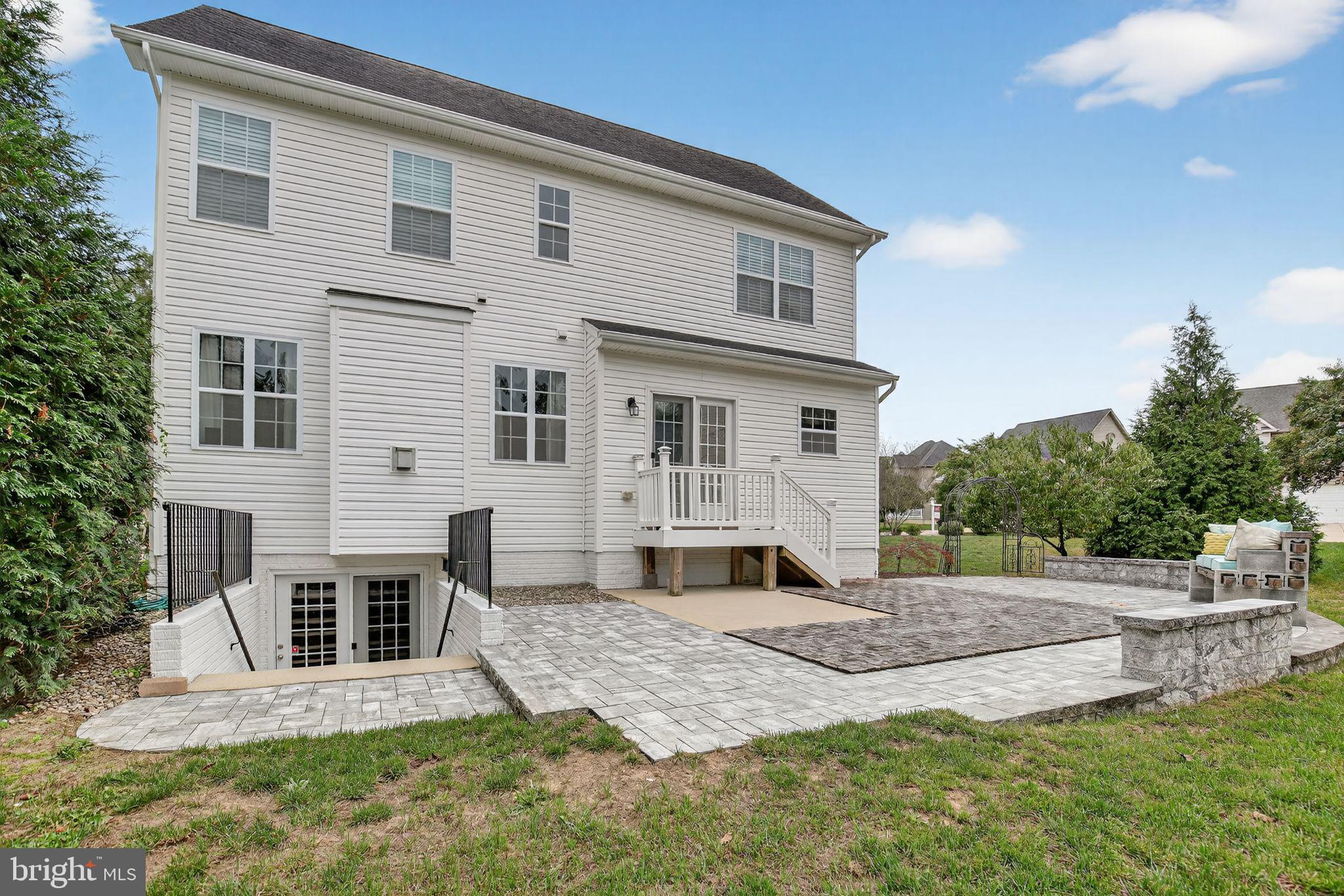 447 DARK STAR WAY