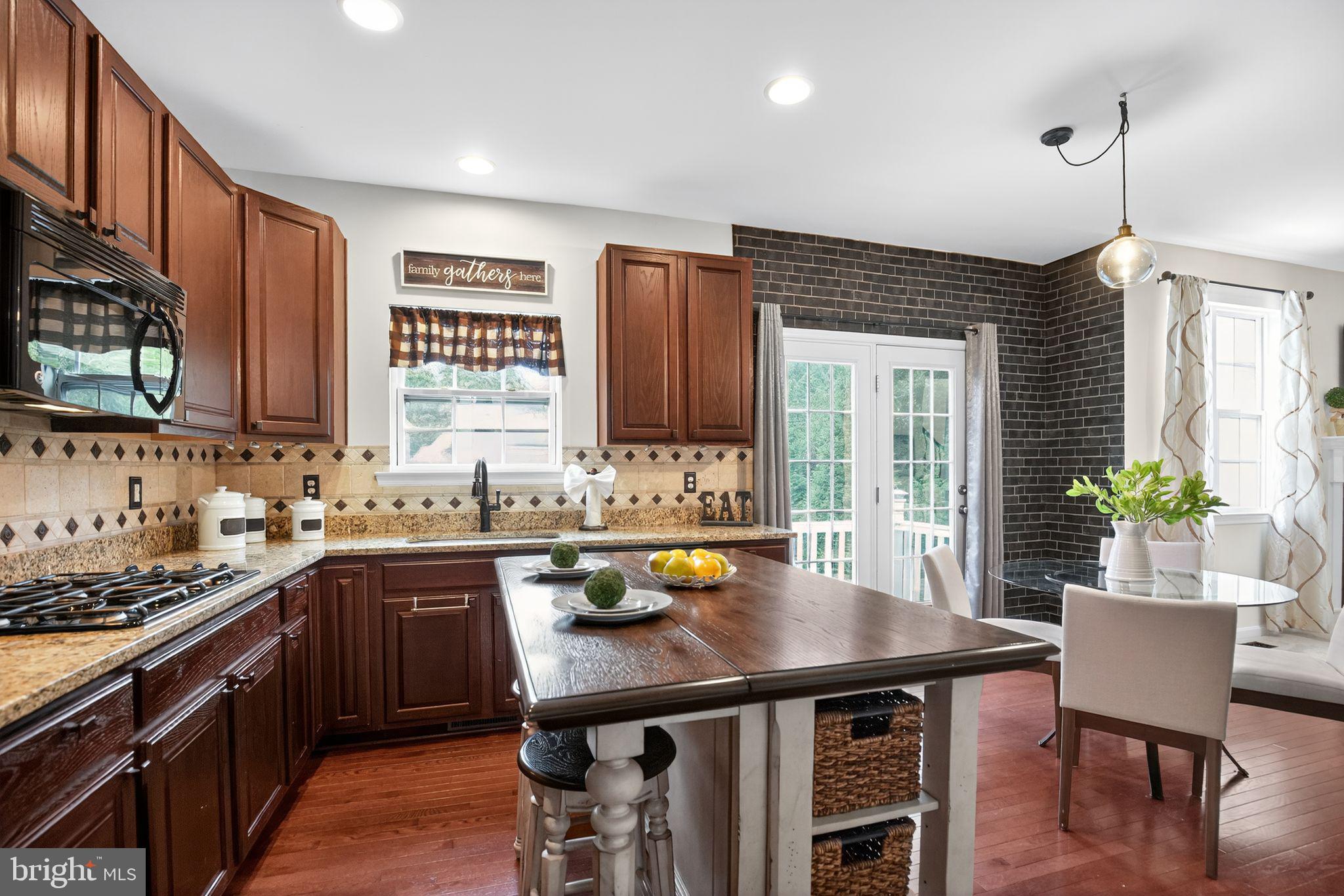 PRINCE FREDERICK CROSSING - Residential