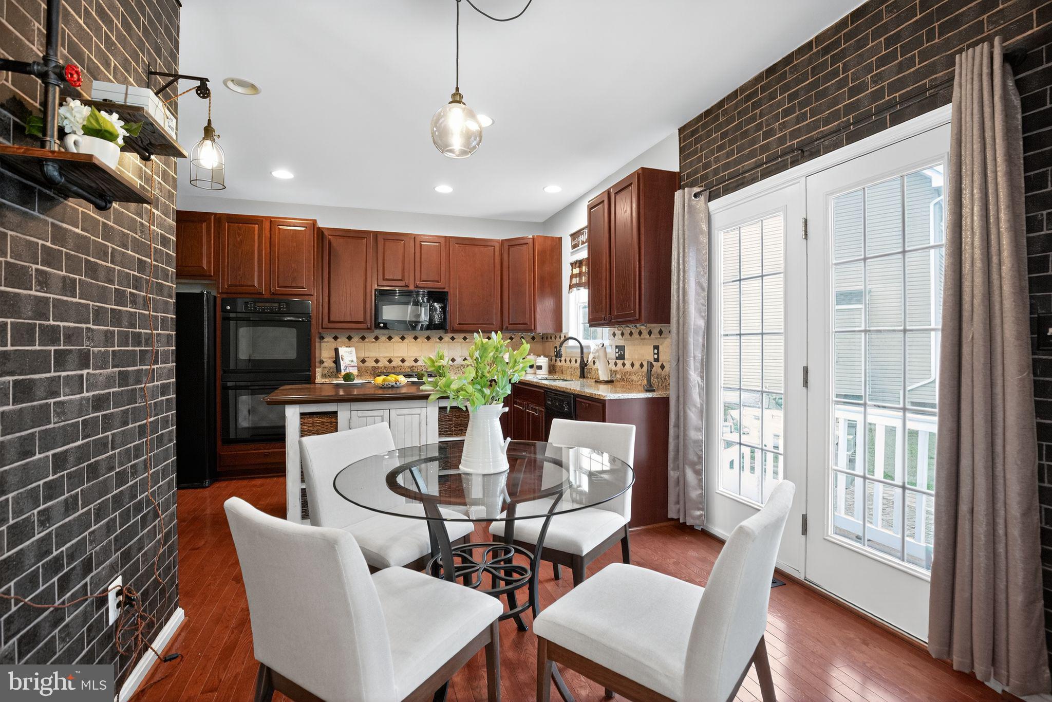 PRINCE FREDERICK CROSSING - Residential