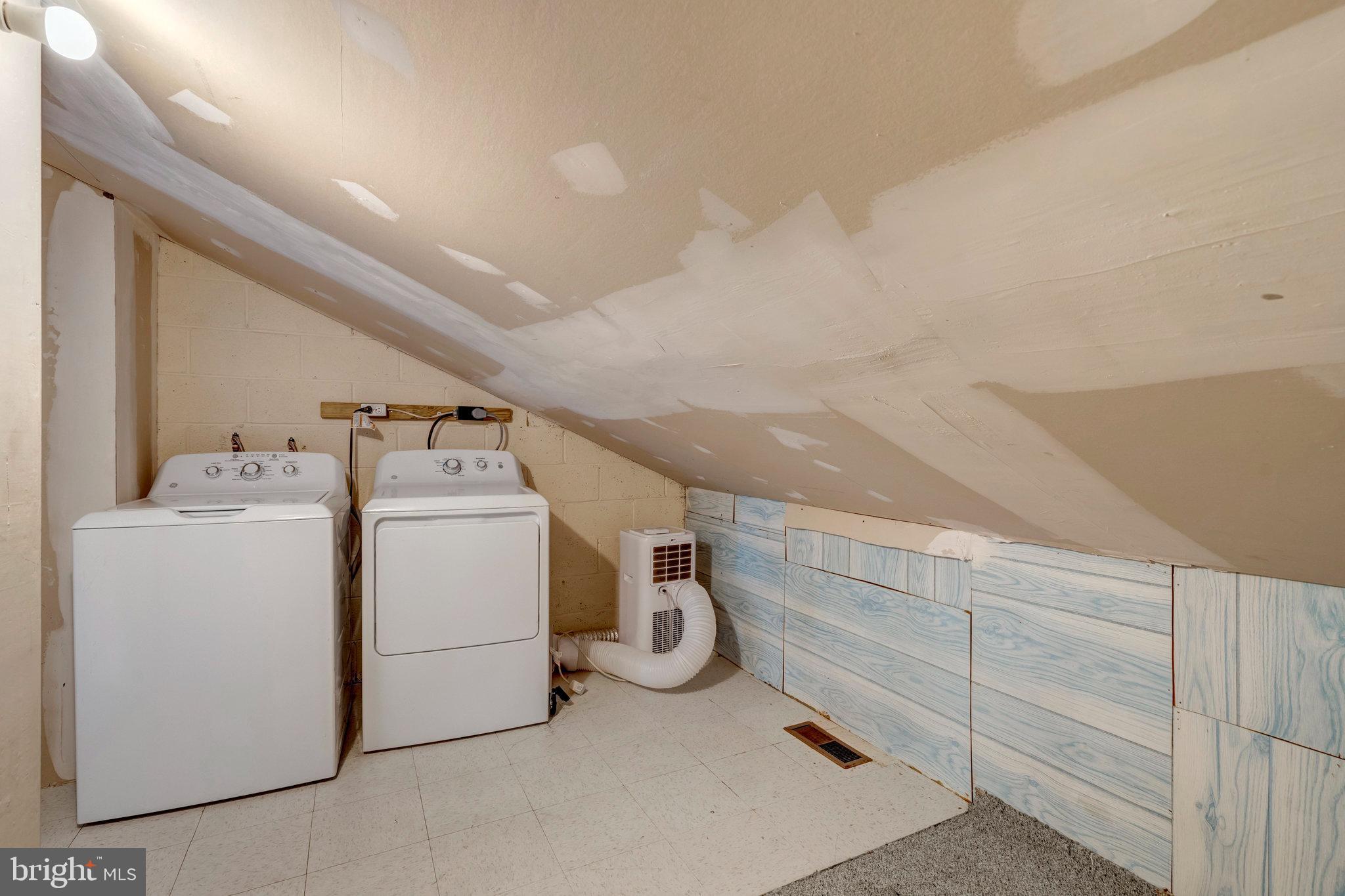 BROOKLEIGH - Residential Lease