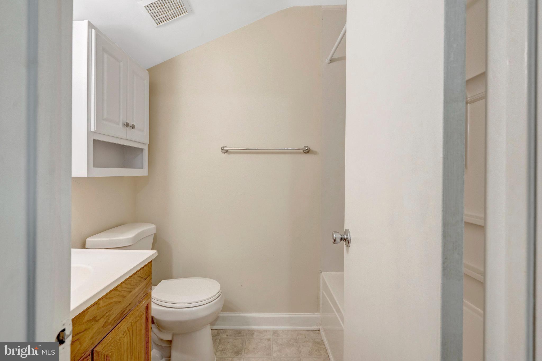 BROOKLEIGH - Residential Lease