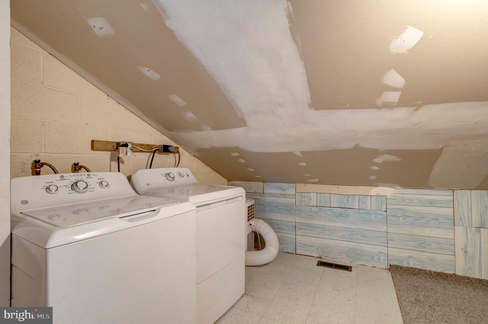 BROOKLEIGH - Residential Lease