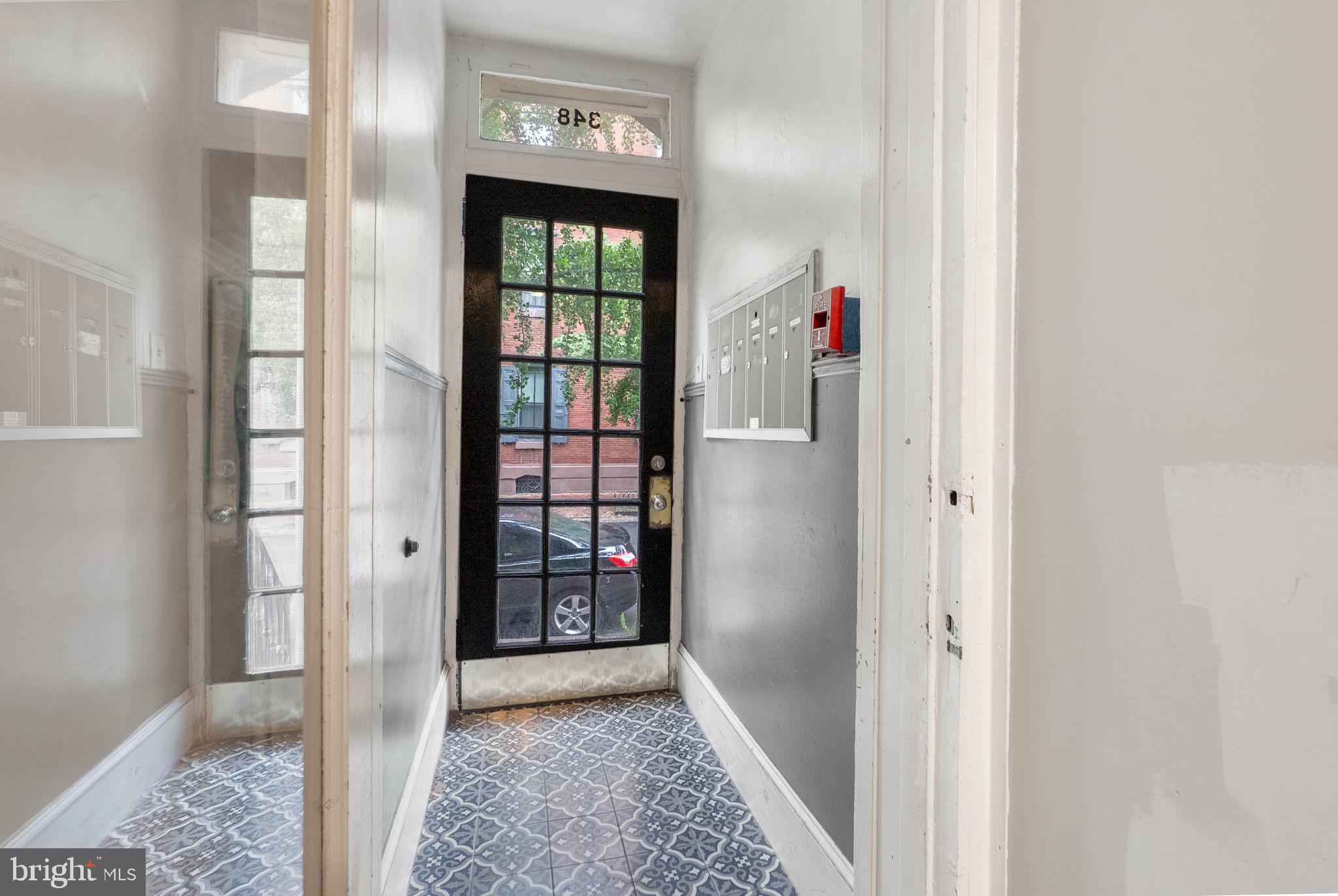 RITTENHOUSE SQUARE - Residential Income