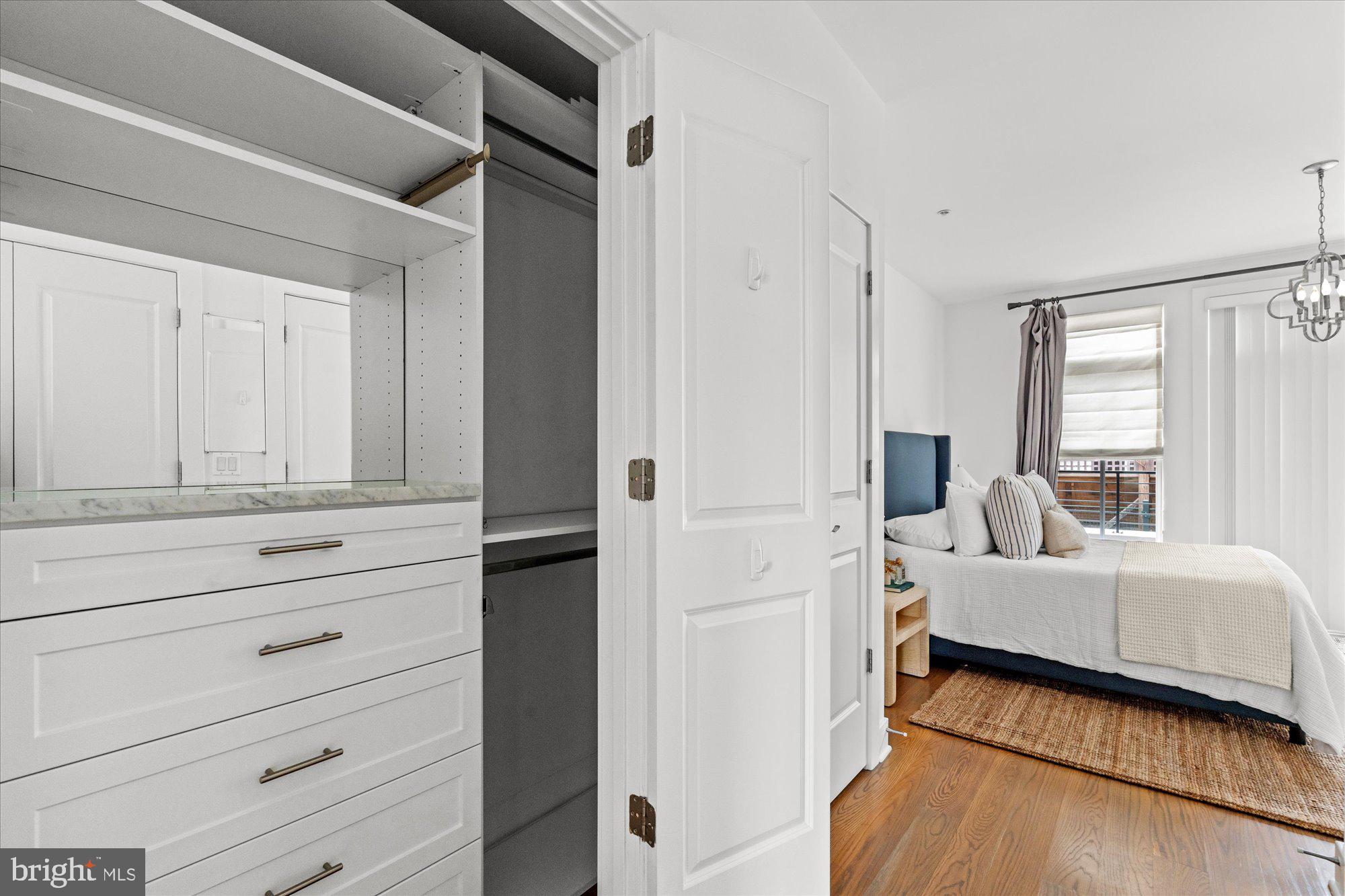 PRINTERS ROW - Residential