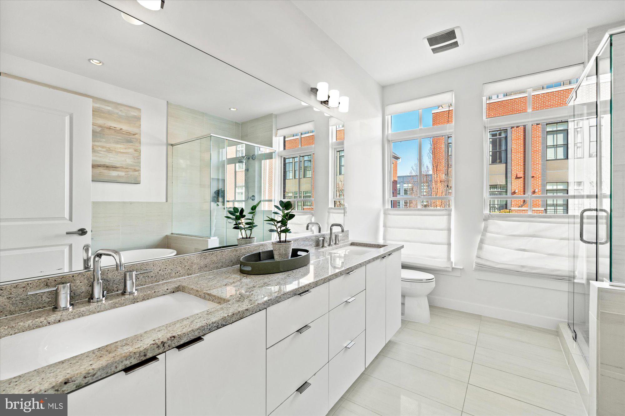 PRINTERS ROW - Residential