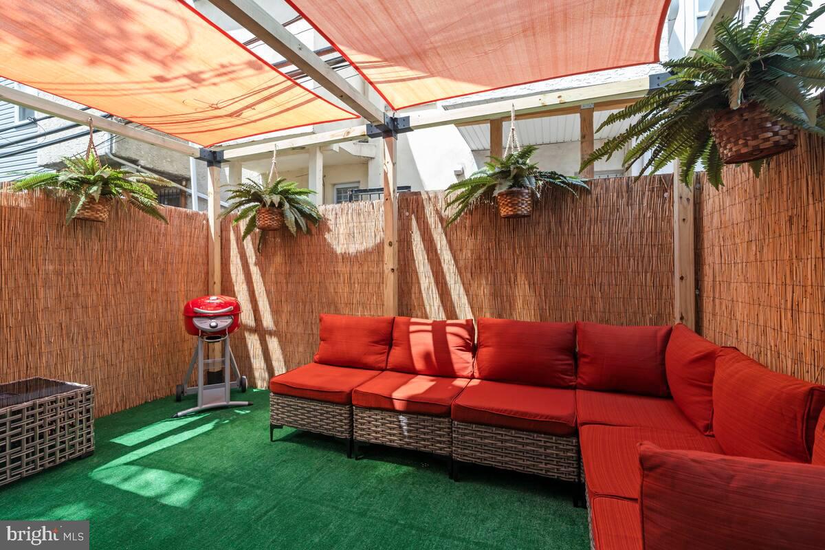 GRADUATE HOSPITAL - Residential