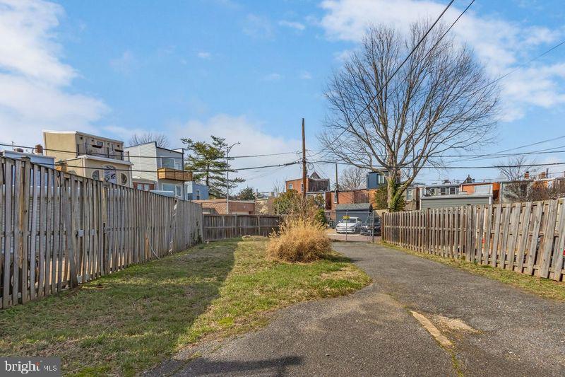 1224 MARYLAND AVENUE NE