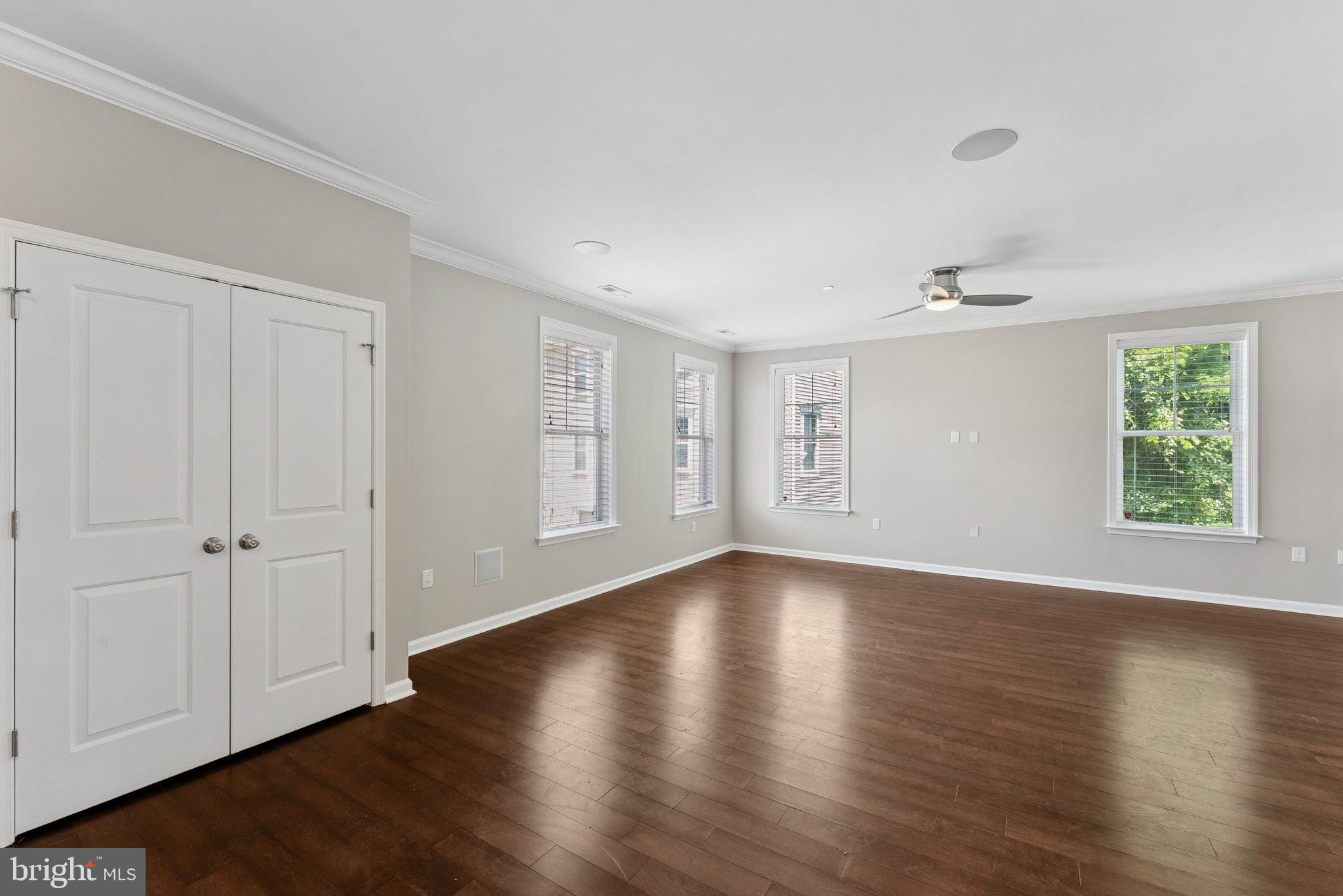 412 WOODCREST DRIVE SE 412B