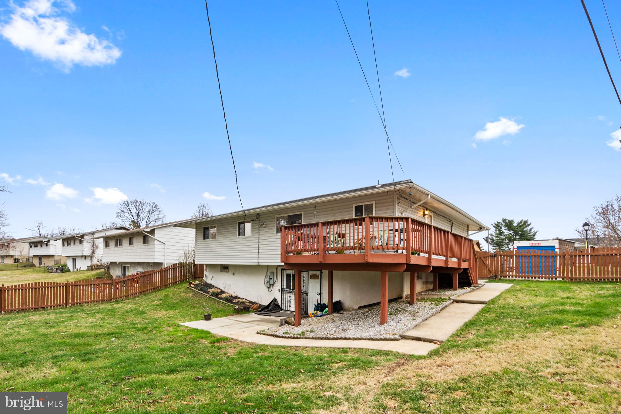 LAYDON PARK - Residential