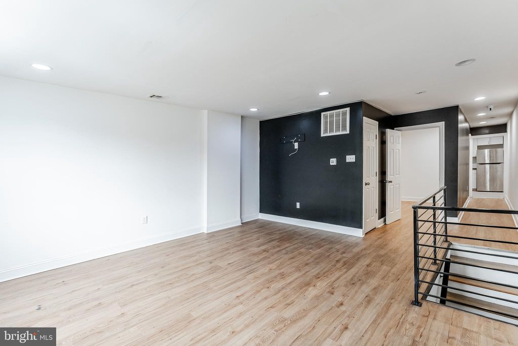 Photo of 27 Chester Pike, DARBY, PA 19023 (MLS # PADE2106354)