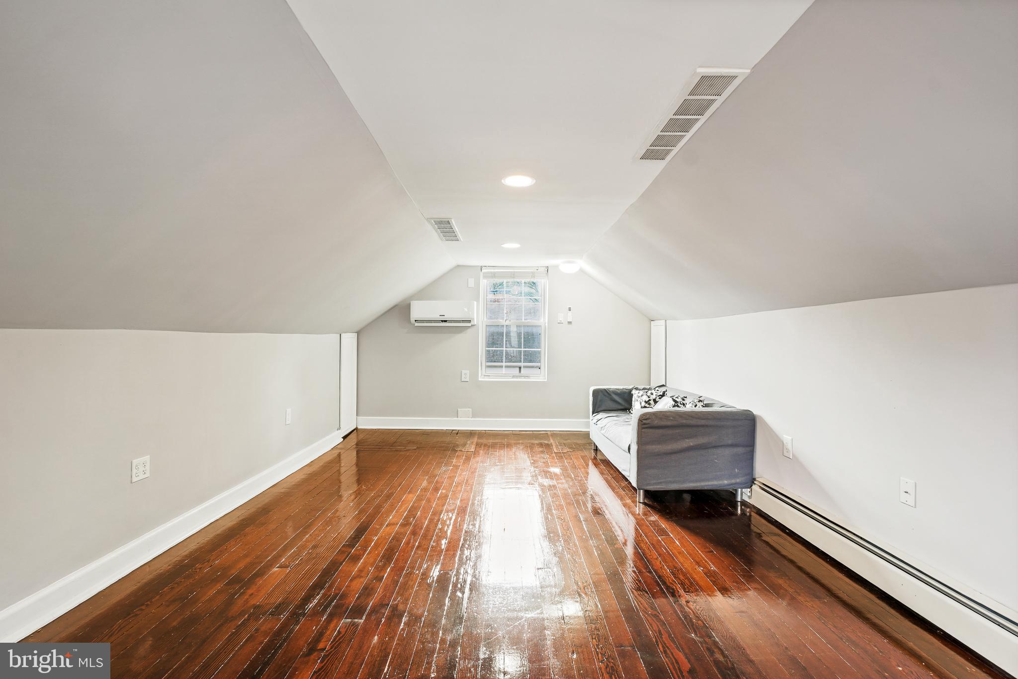 TAKOMA PARK - Residential