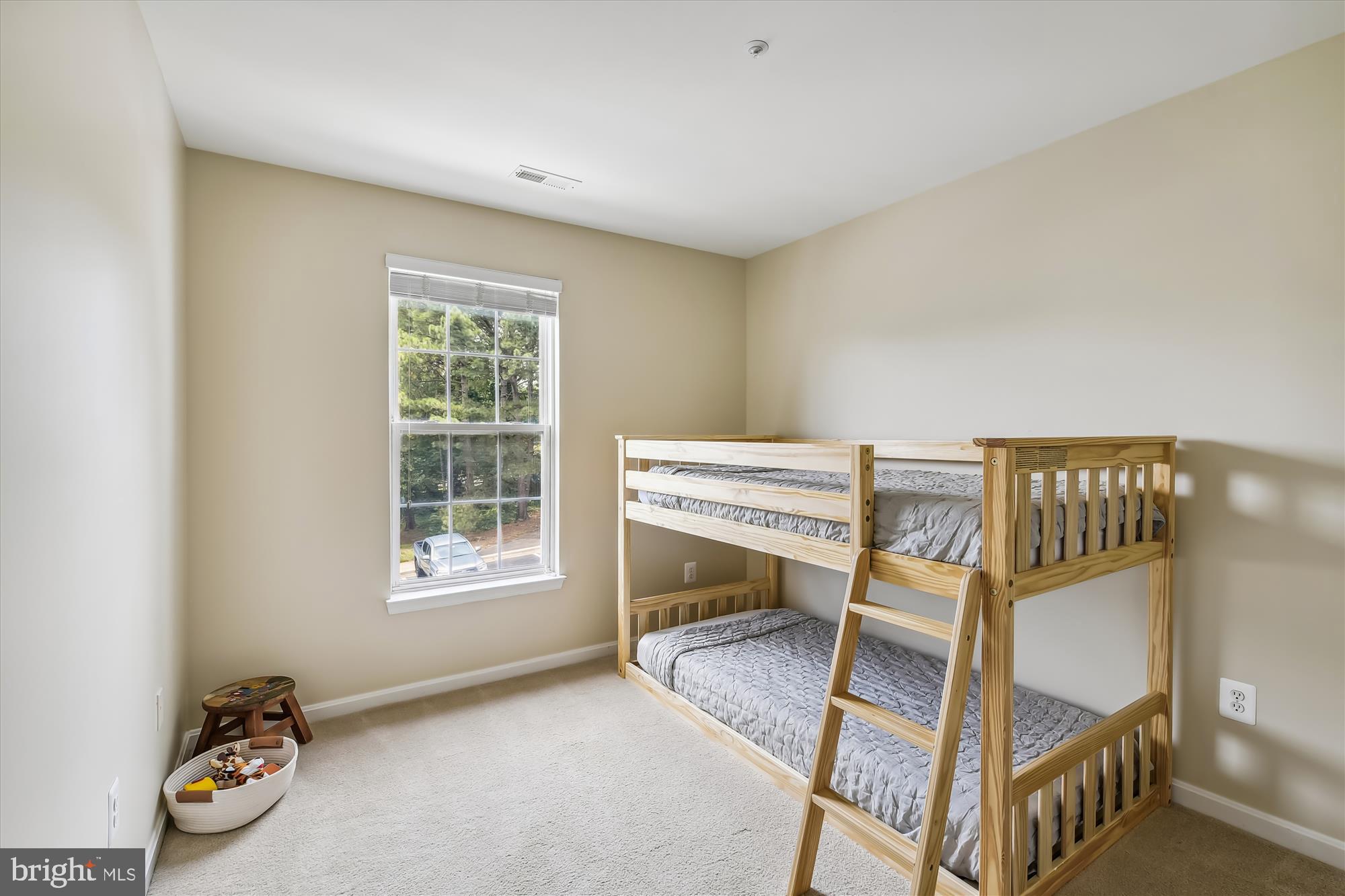 WINDGATE CONDO - Residential