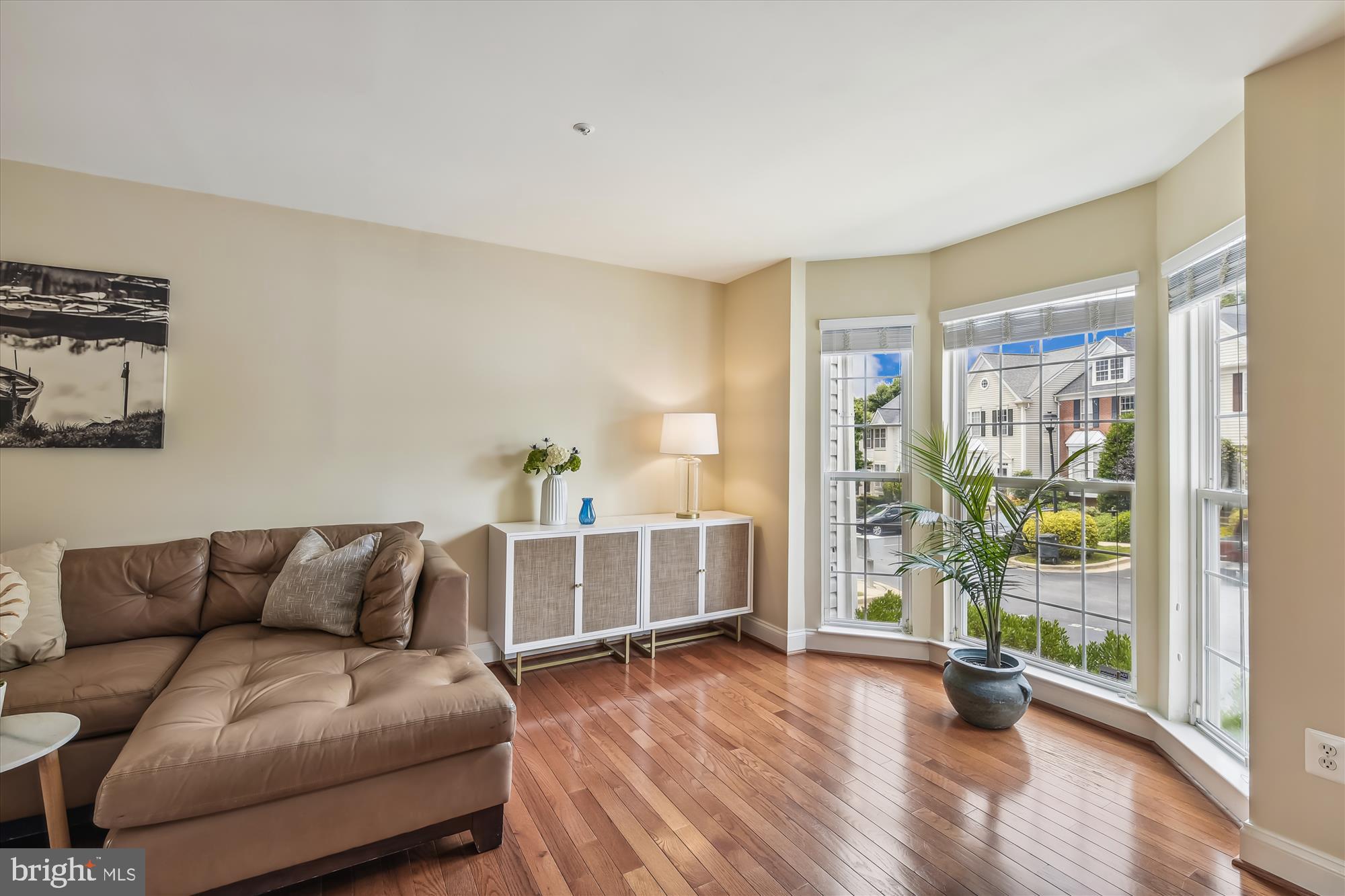 WINDGATE CONDO - Residential