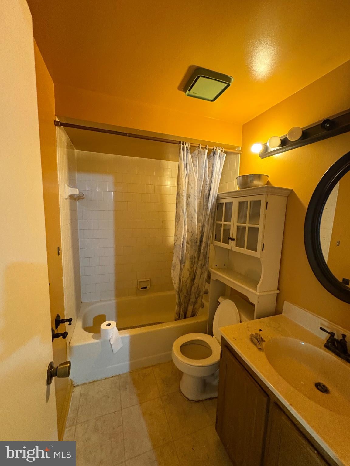 4642 GROSBEAK PLACE