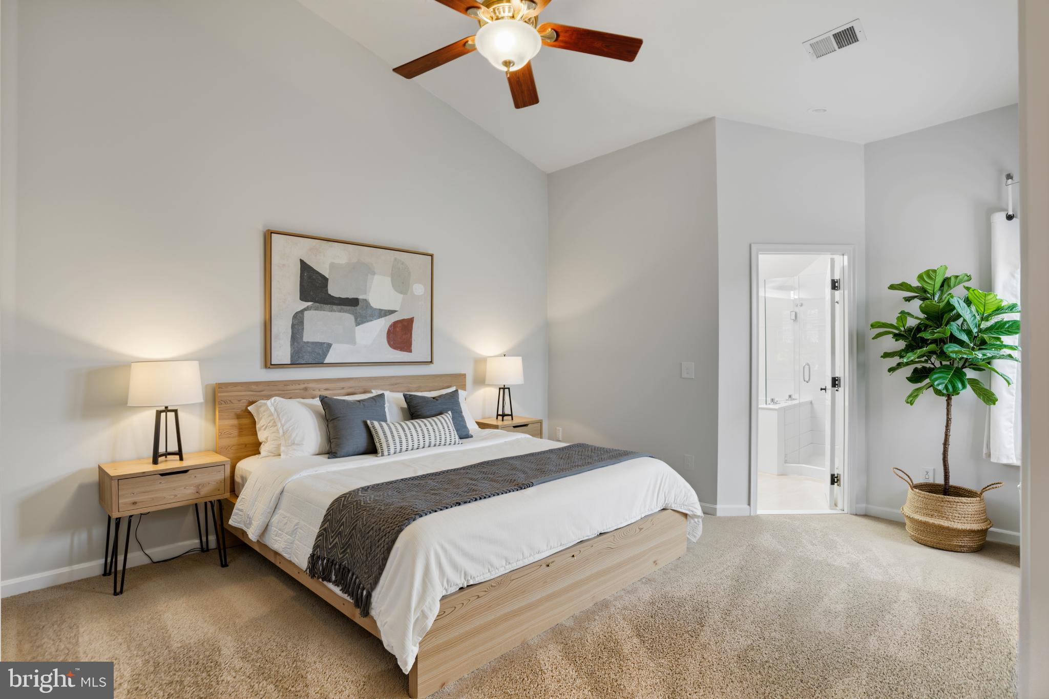 ASHBURN FARM - Residential