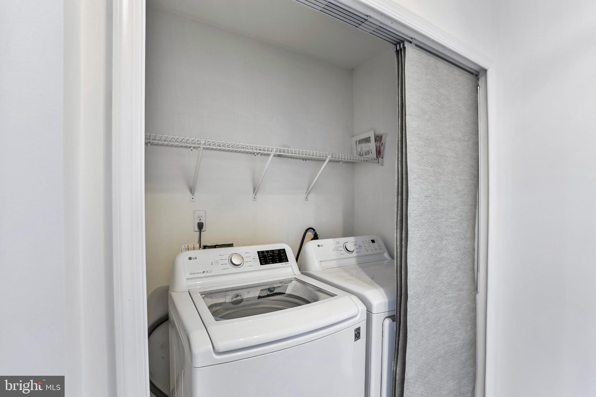 ASHBURN FARM - Residential