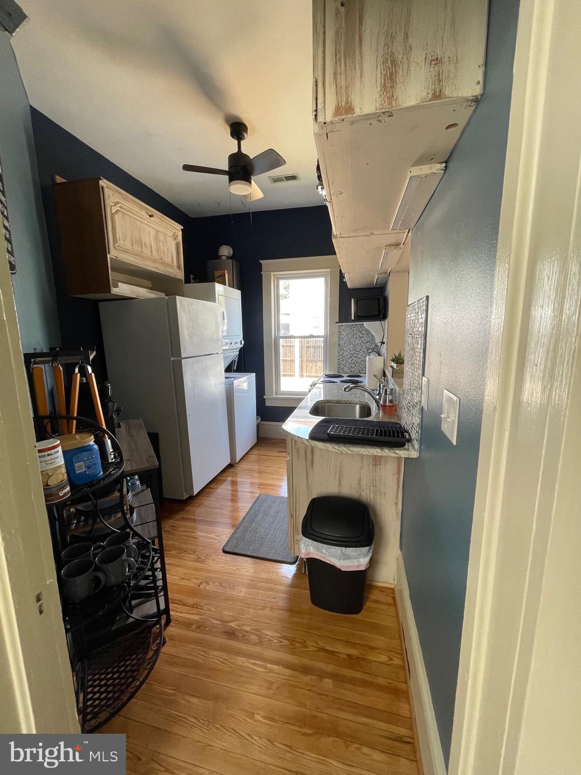 THE POINT - Residential Lease