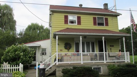 Homes For Sale - 4897 Briggs Road<br/> HESSTON, PA 16647