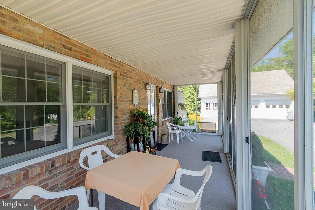 MOUNTAIN LICK RUN - Residential