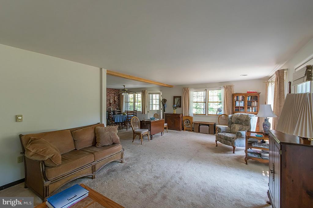 MOUNTAIN LICK RUN - Residential