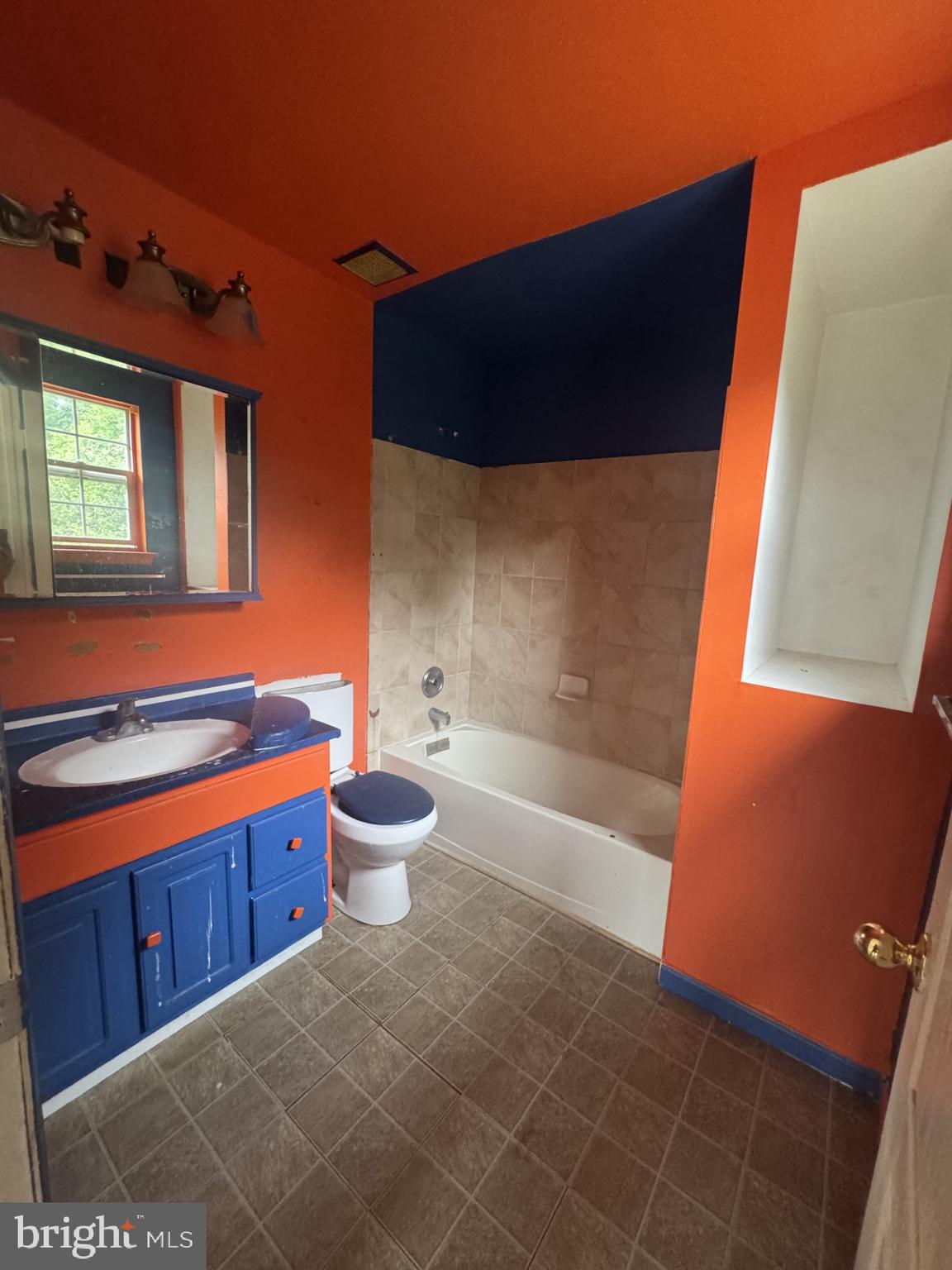 ARNOLD HEIGHTS - Residential