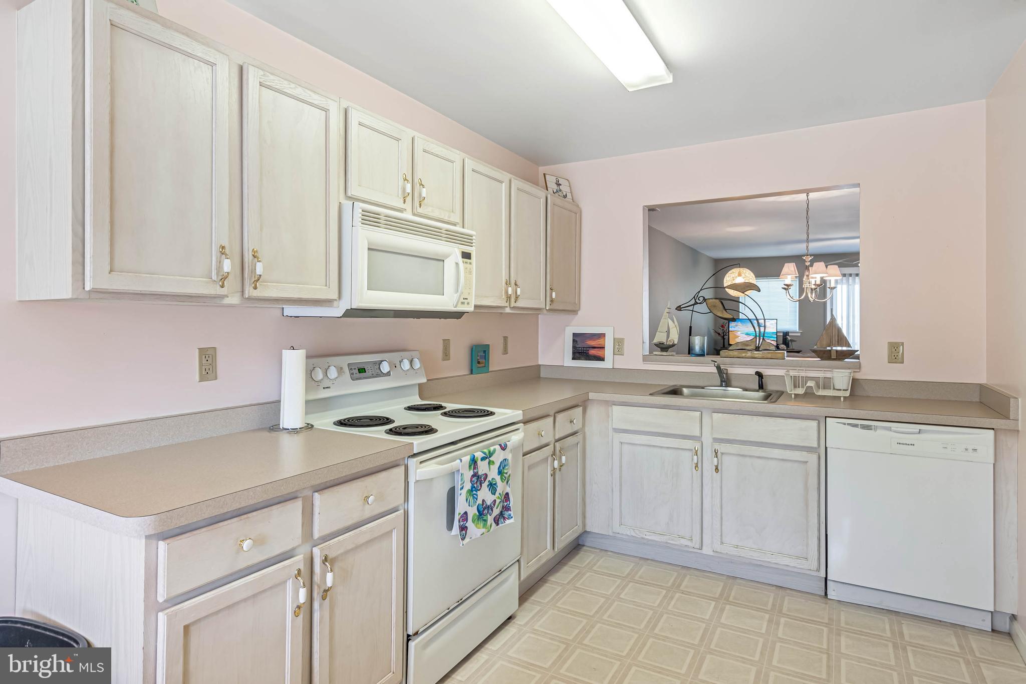 BETHANY BAY - Residential