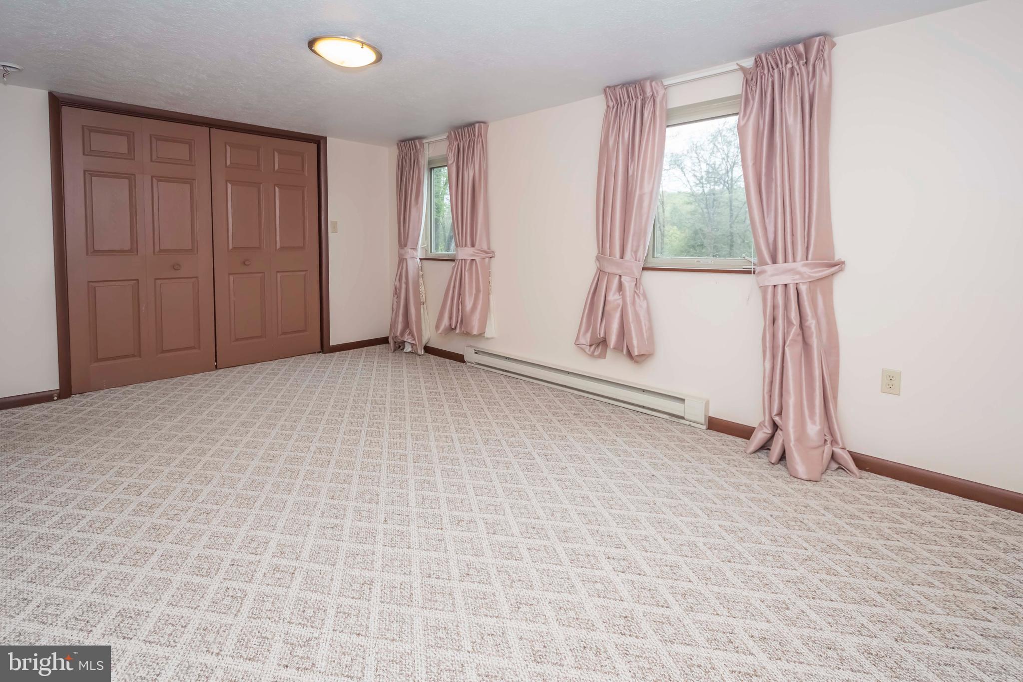 OAKLAND - Residential