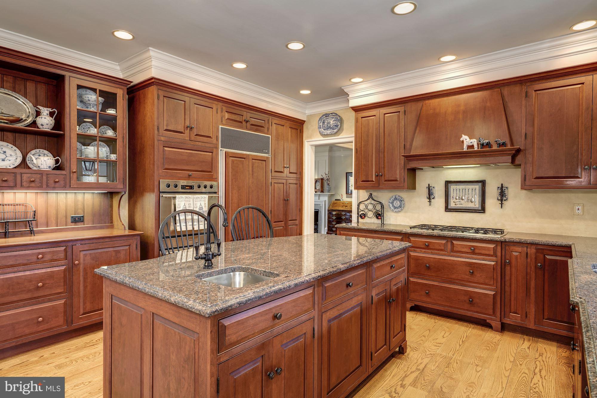 FALLS POINTE - Residential