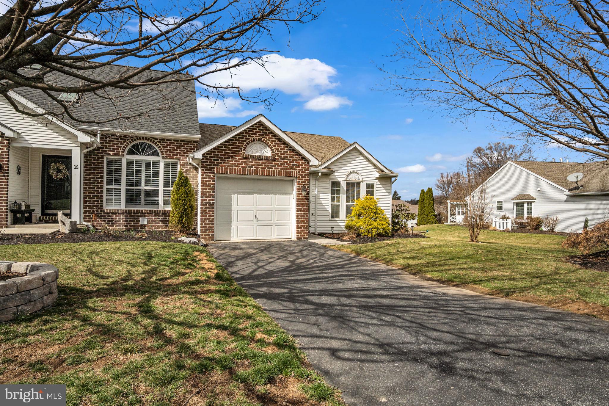 GREENFIELD - Residential