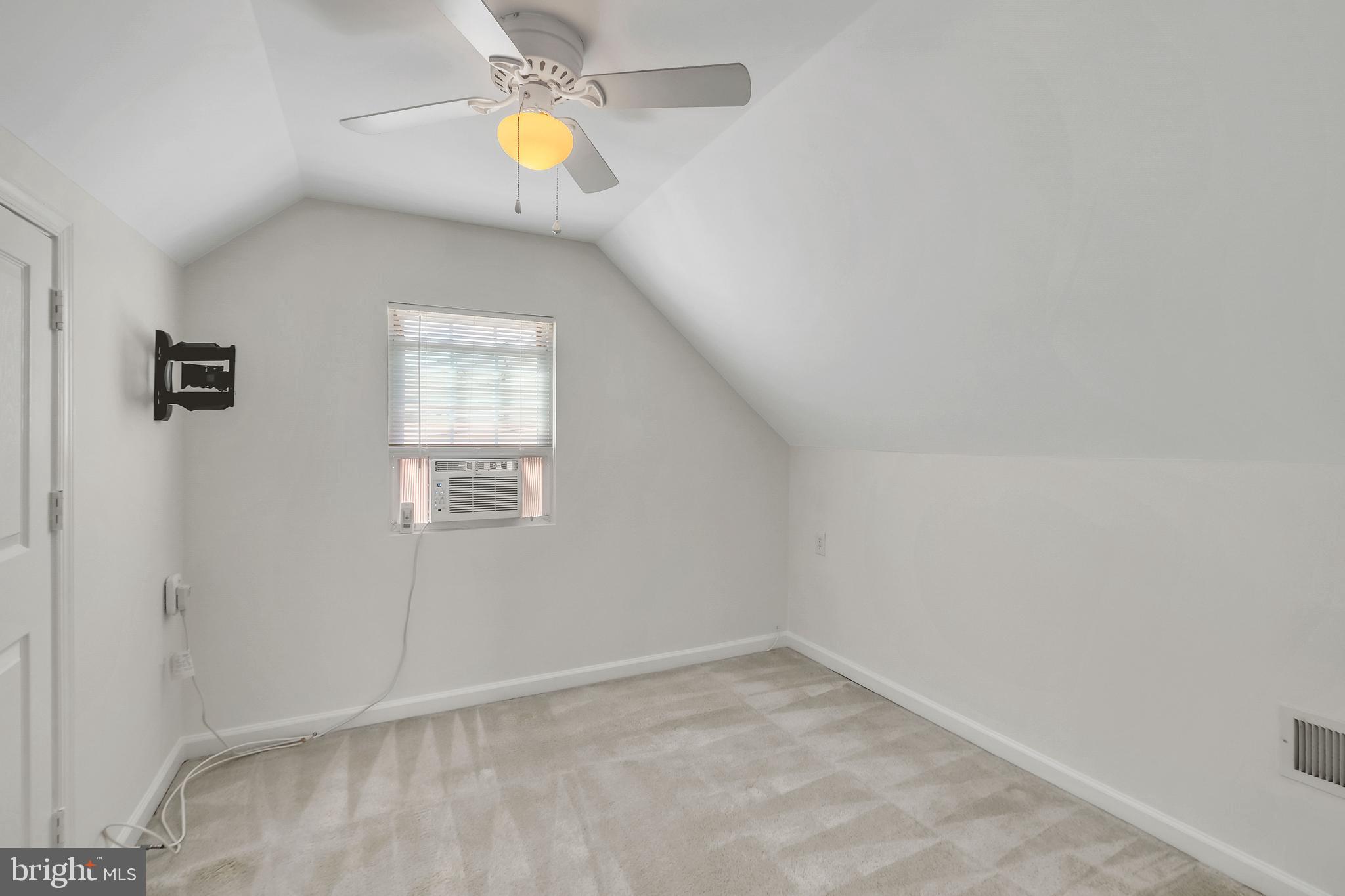 MANASSAS PARK - Residential