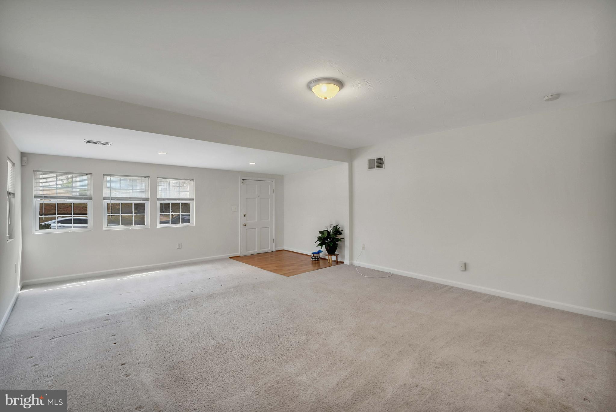 MANASSAS PARK - Residential