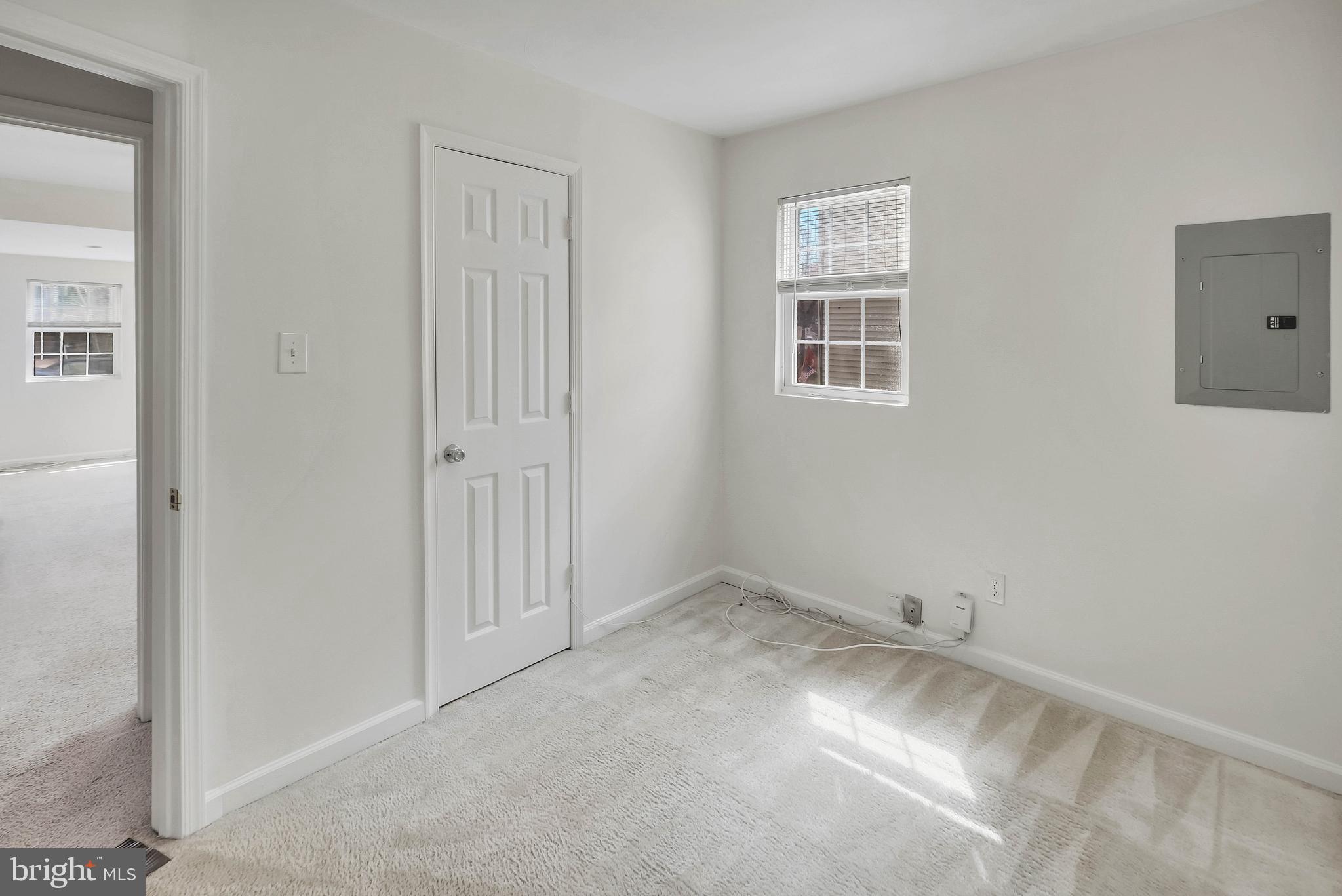 MANASSAS PARK - Residential