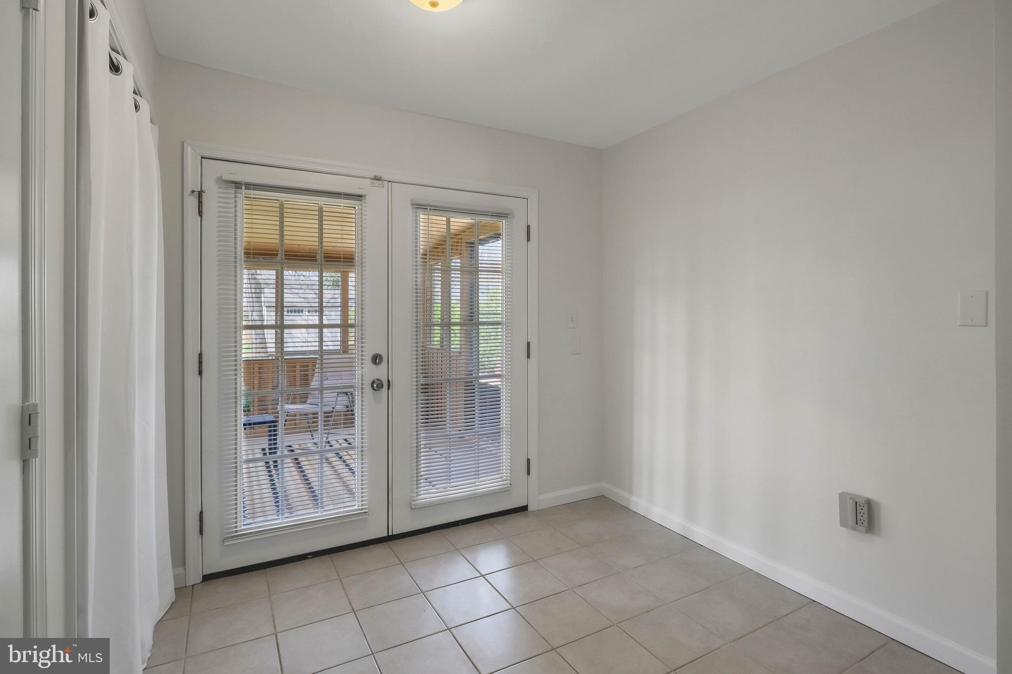 MANASSAS PARK - Residential