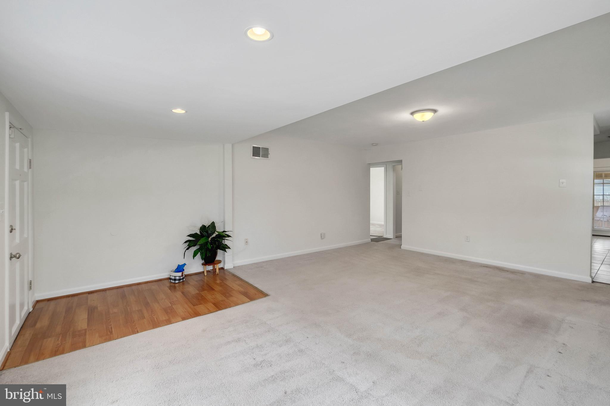 MANASSAS PARK - Residential