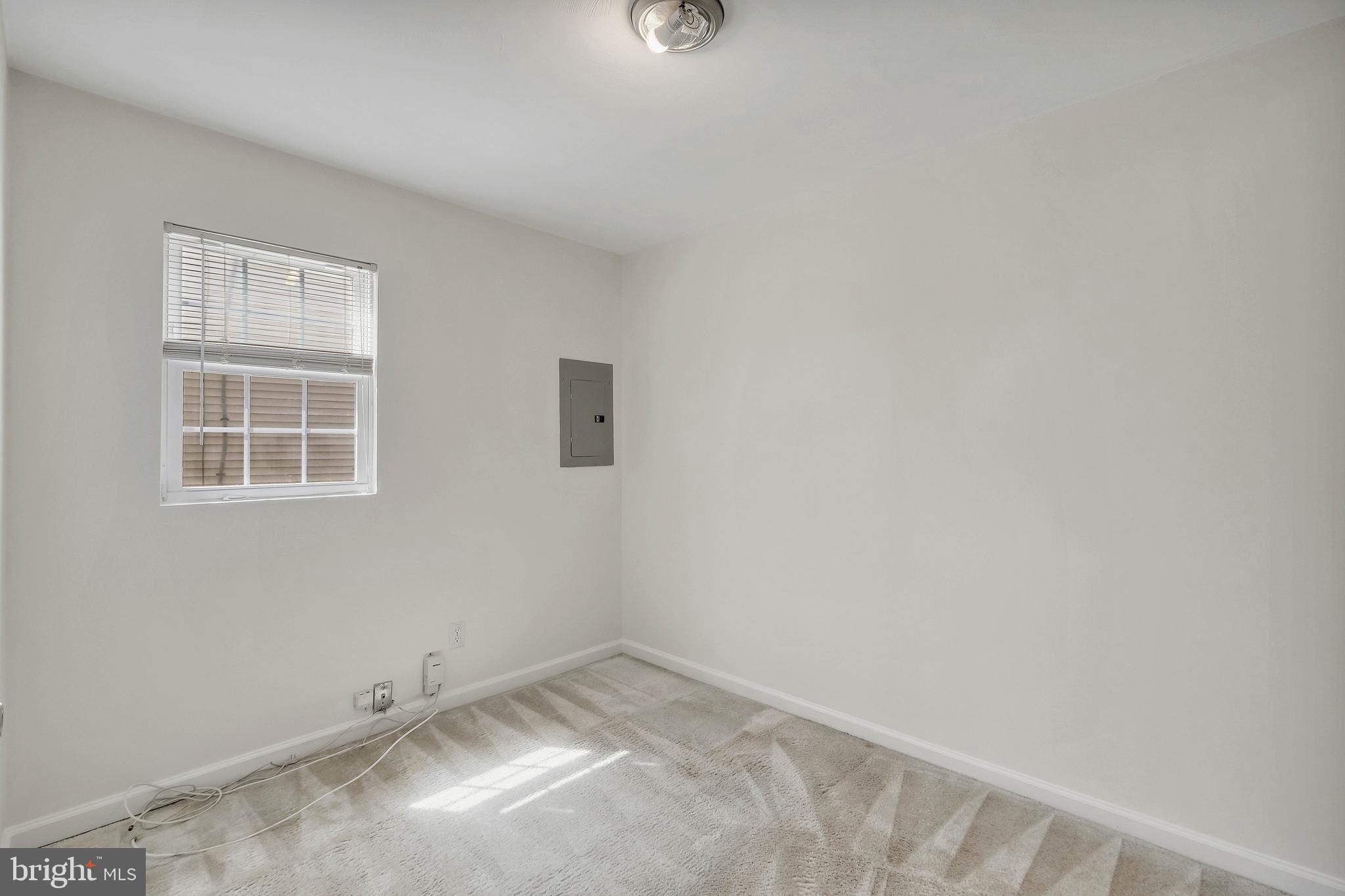 MANASSAS PARK - Residential