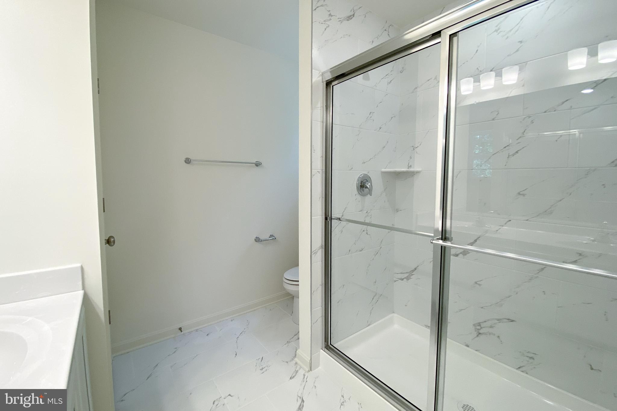 MONTGOMERY OAKS - Residential