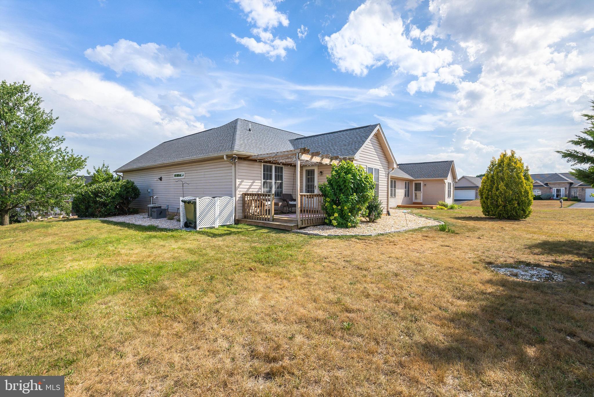 ENCHANTED VIEW ESTATES - Residential