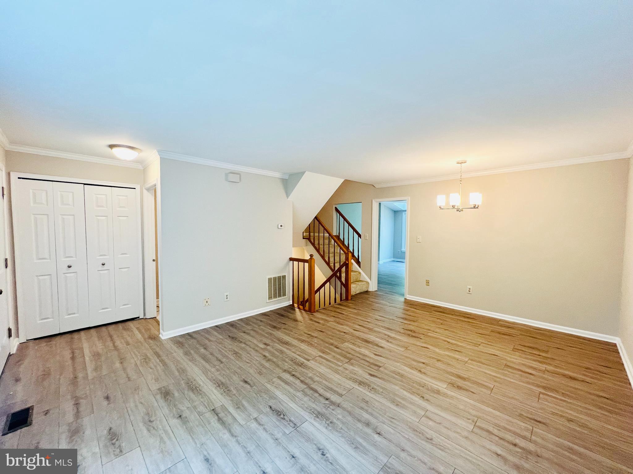 6062 CLAY SPUR COURT