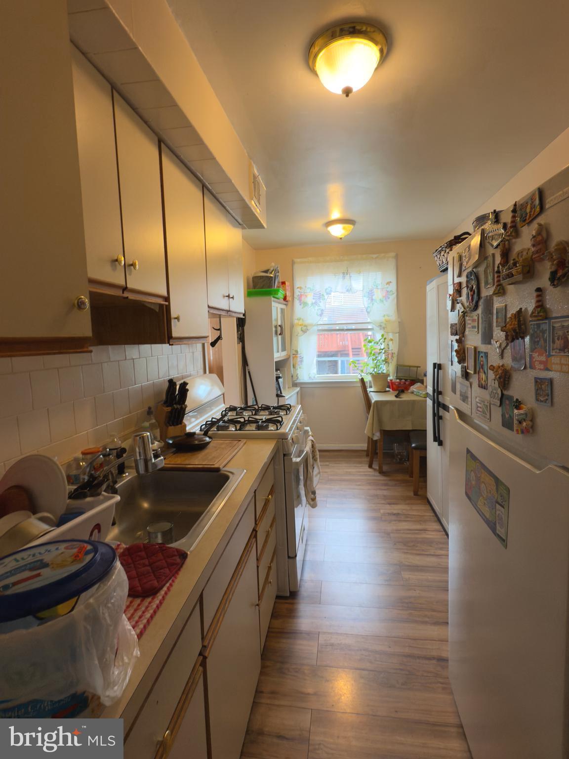 MAYFAIR - Residential