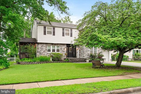 Photo of 643 Highland Avenue, CHERRY HILL, NJ 08002 (MLS # NJCD2121902)