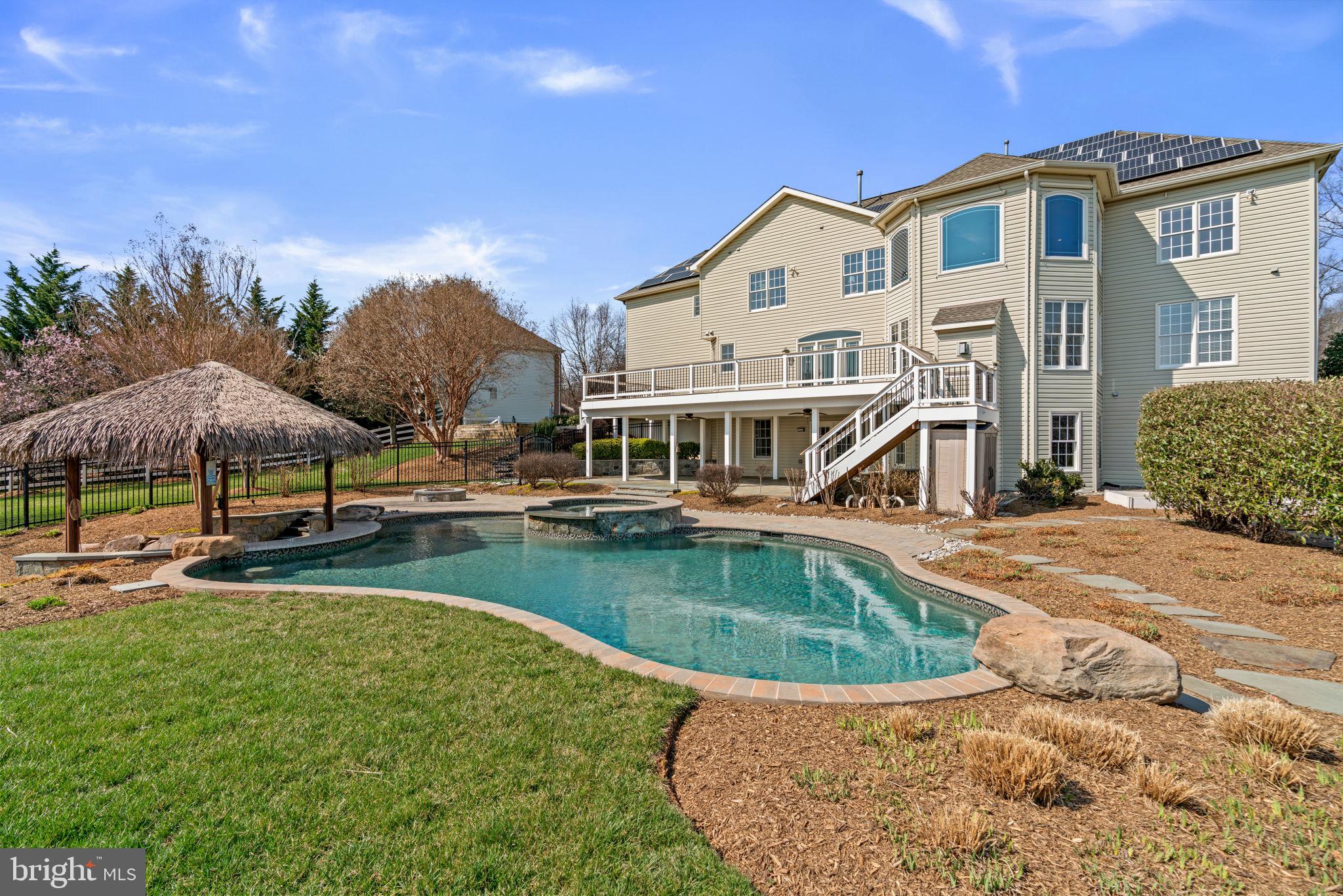 SENECA SPRINGS - Residential