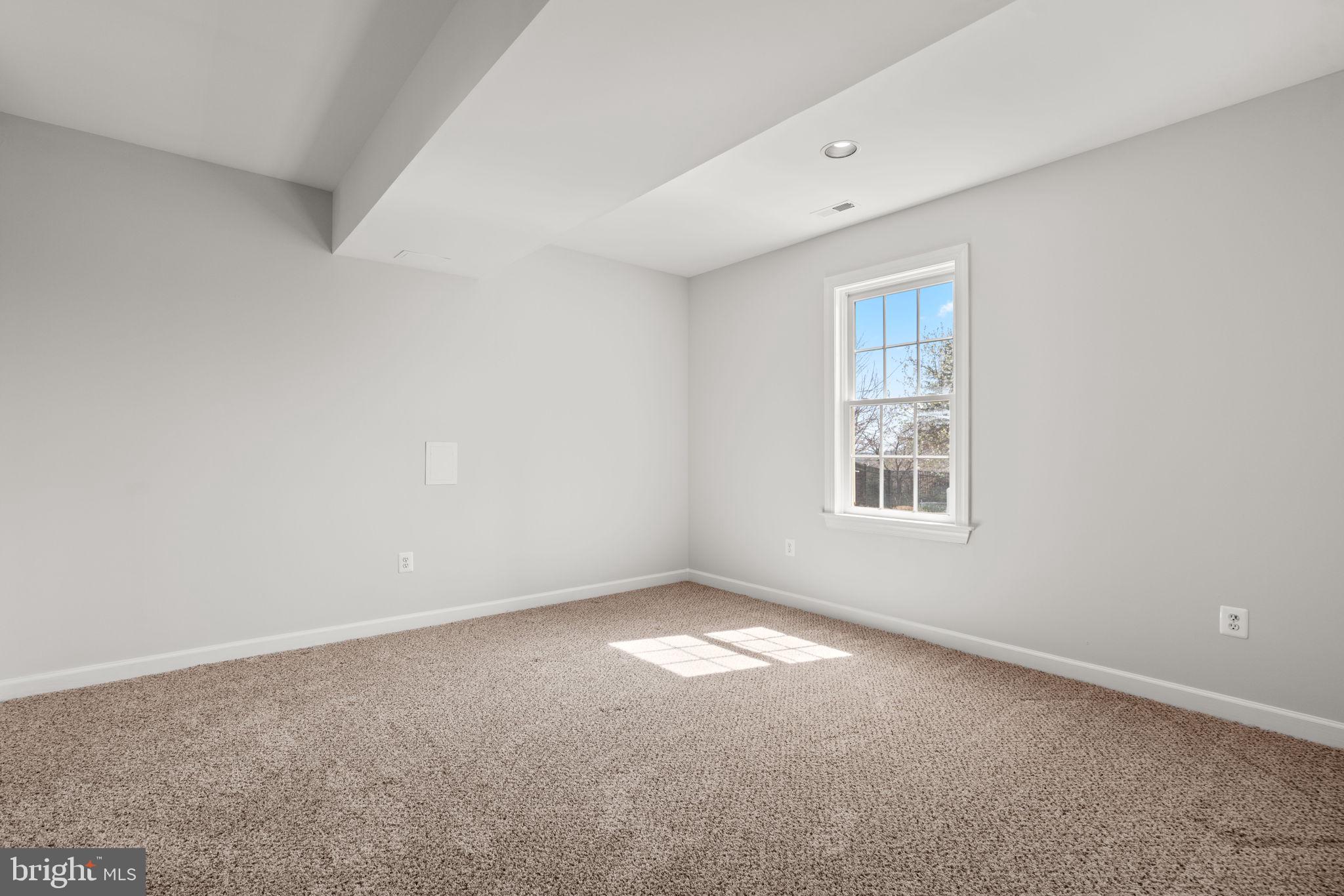 SENECA SPRINGS - Residential