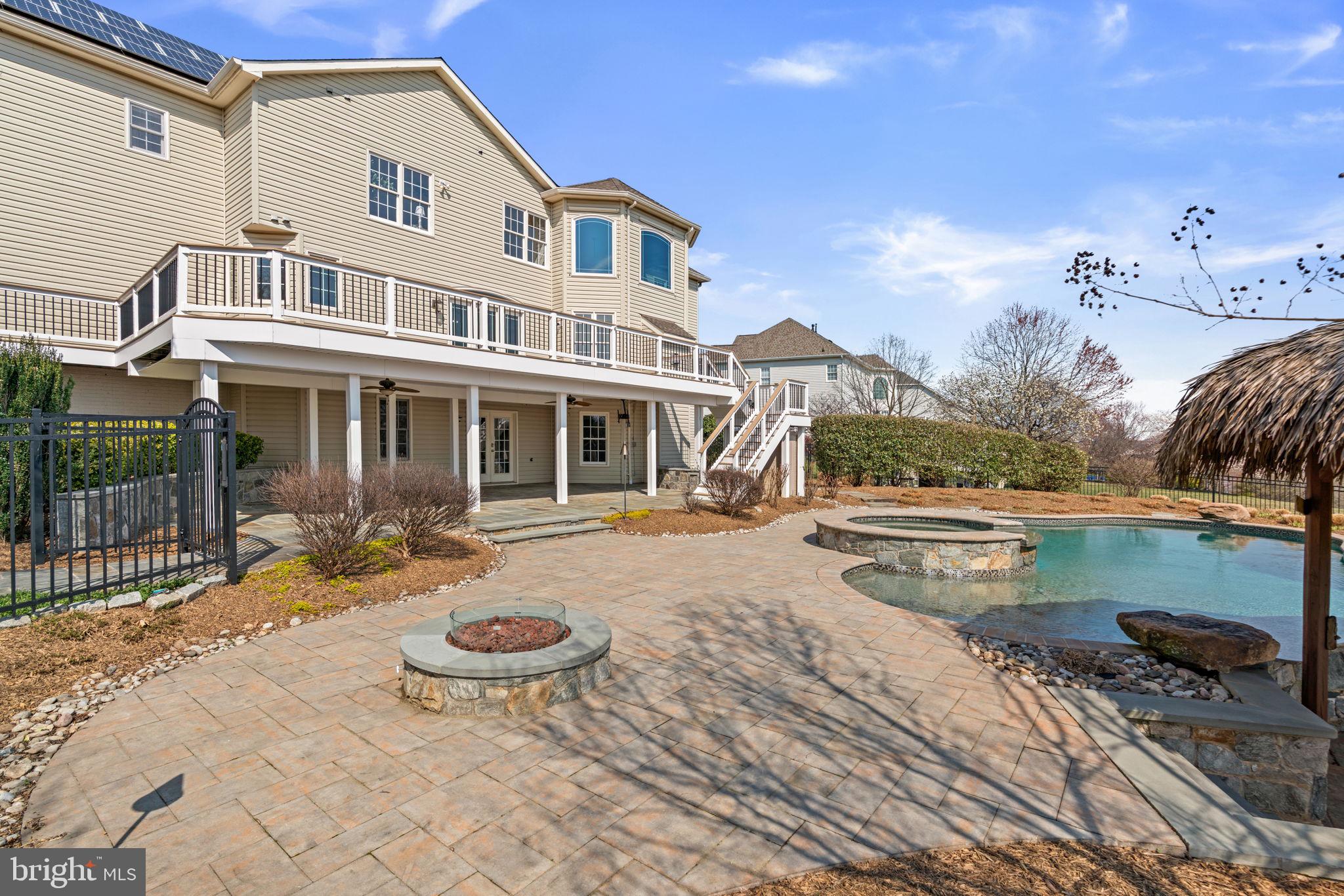 SENECA SPRINGS - Residential