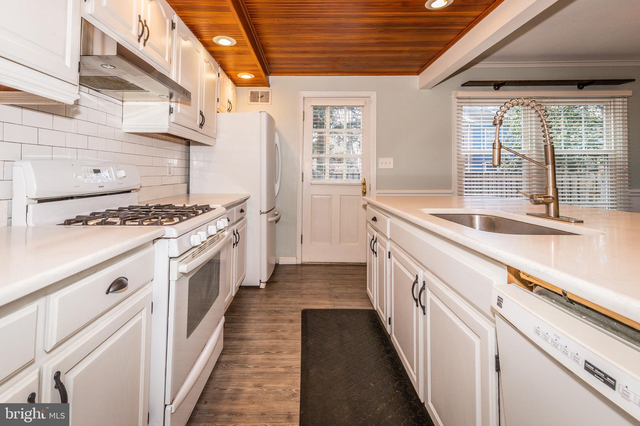 GEORGETOWN HOUSES - Residential