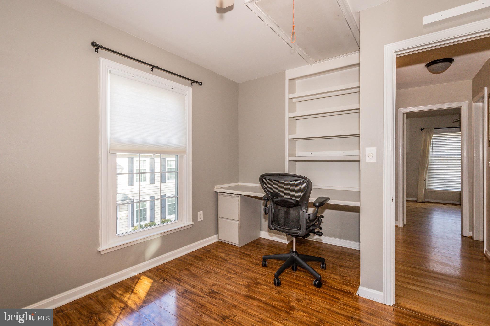 GEORGETOWN HOUSES - Residential