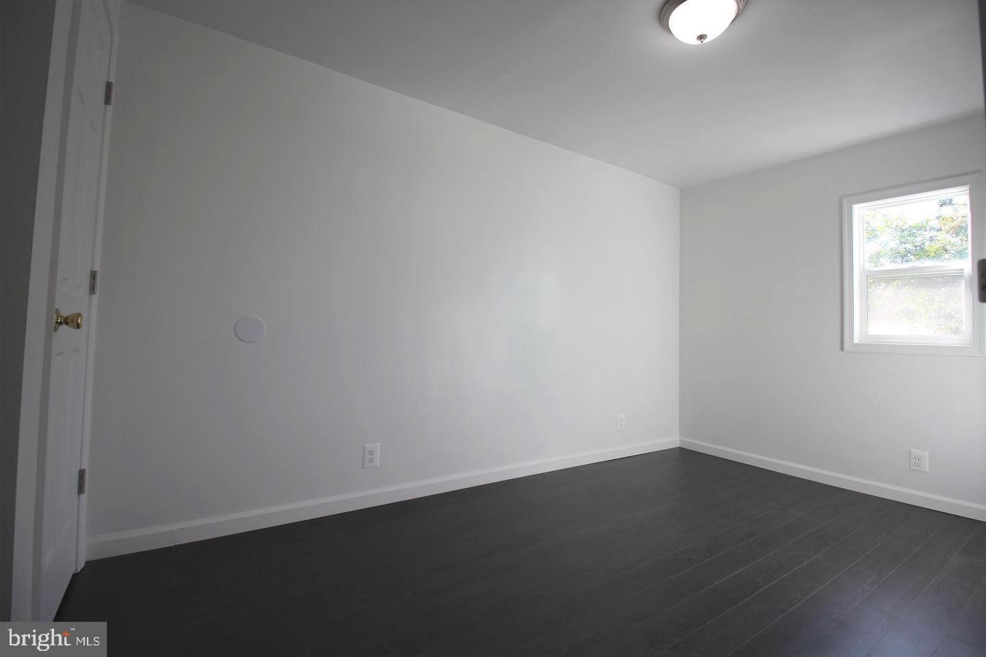 RIVERVIEW - Residential Lease