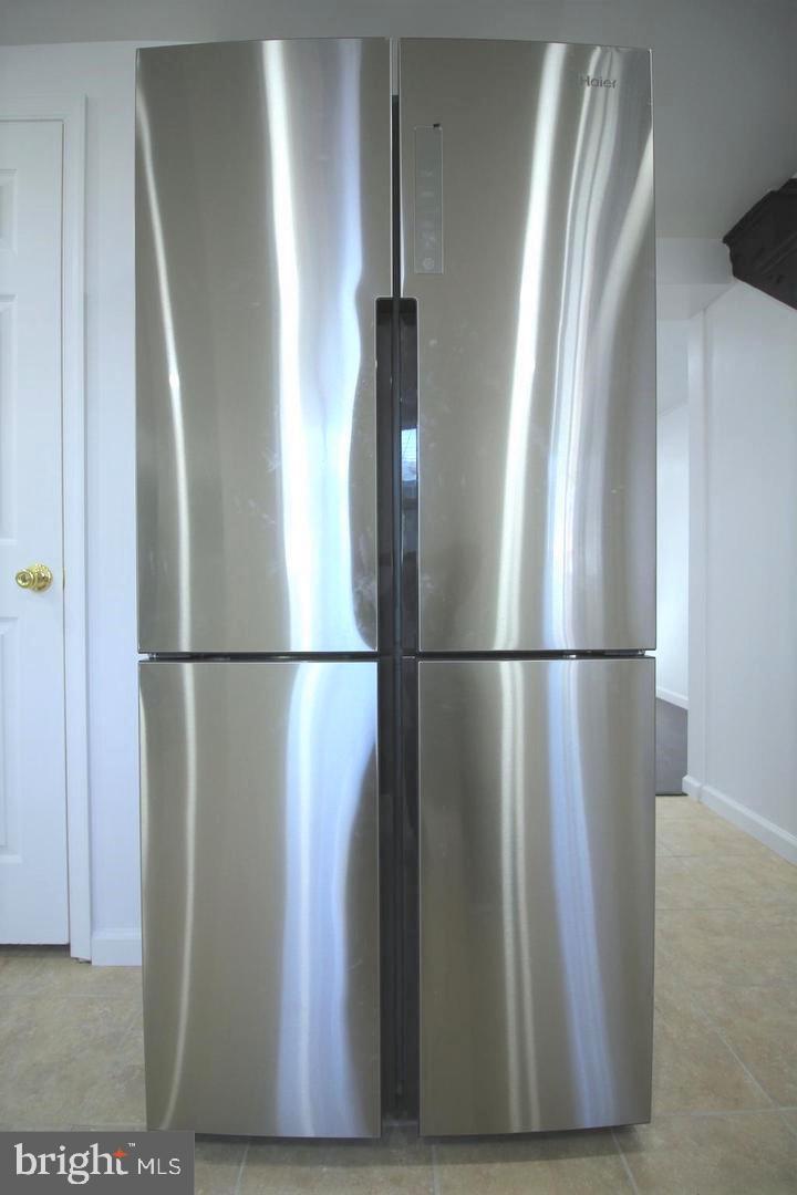 RIVERVIEW - Residential Lease