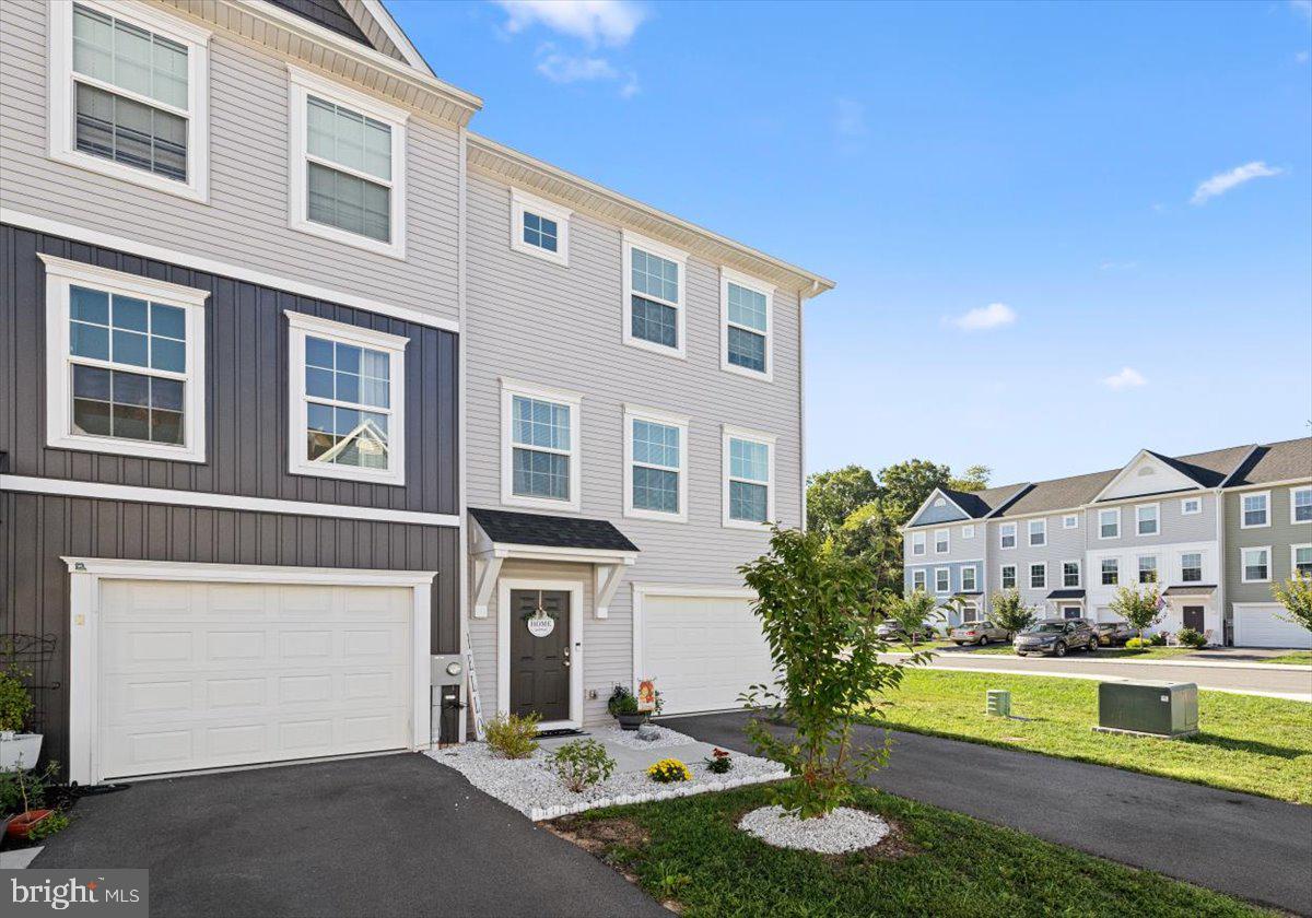 BRIDLE CREEK - Residential